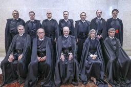 O Judiciário brasileiro ainda tem trabalho a fazer no que se refere à diversidade e à igualdade de gênero, como bem revela essa foto dos membros do Supremo Tribunal Federal. Foto: Antonio Augusto/STF
