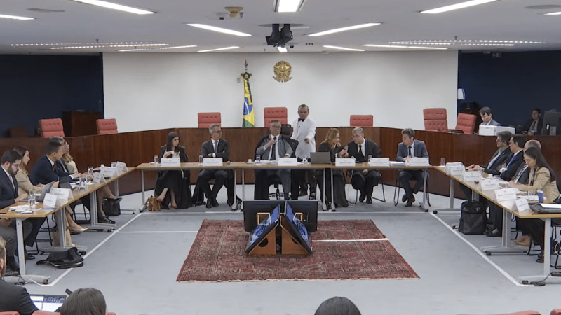 Na sessão de hoje, o Ministro Flávio Dino analisou a rastreabilidade e a transparência na execução das emendas parlamentares