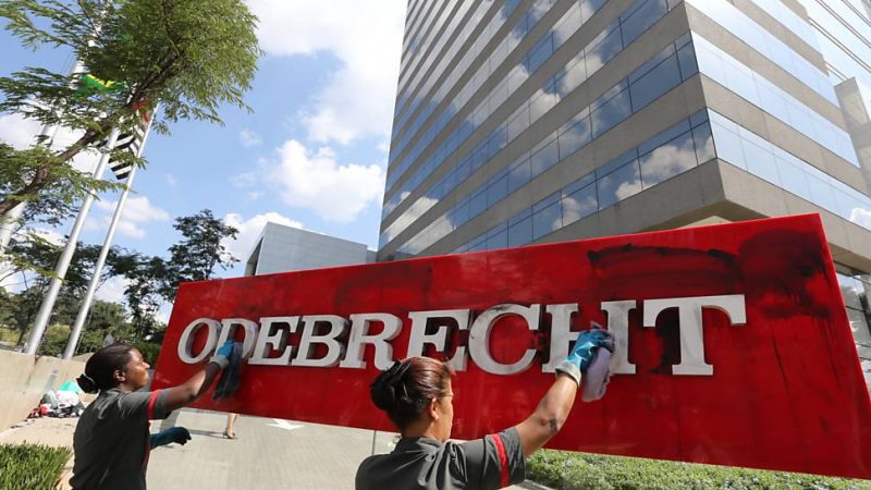 Fachada da sede da Odebrecht (atual Novonor). A empresa confessou corrupção em ao menos 12 países, mas a anulação das provas de seu acordo de leniência tem gerado impunidade por diversos países da América Latina